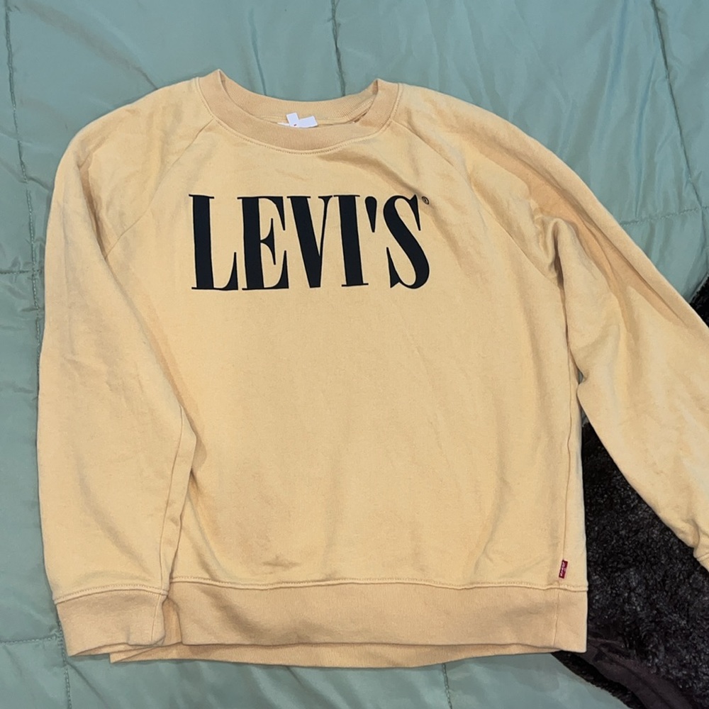 Levi’s sweatshirt small